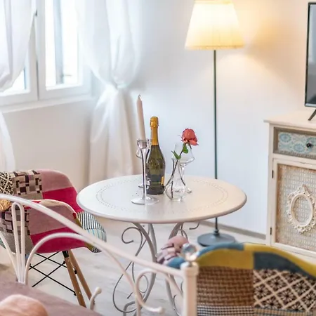 Apartment Old Romantic 3 Pula