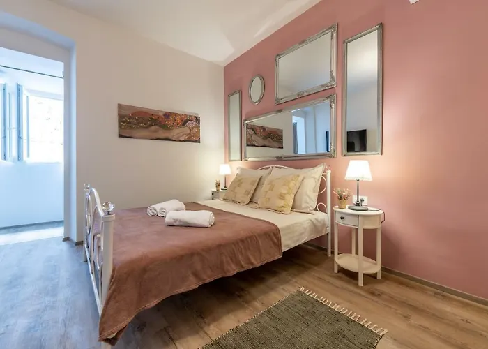 Old Romantic 3 Appartement